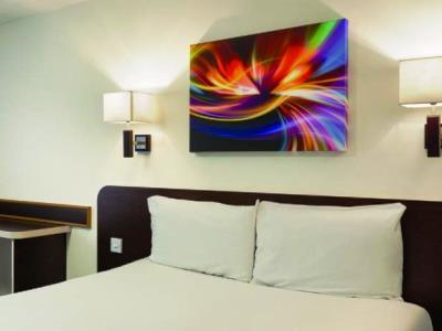 Ramada London South Mimms 4*